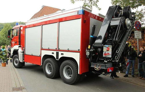 消防车 不只是灭火，更是移动救援指挥中心